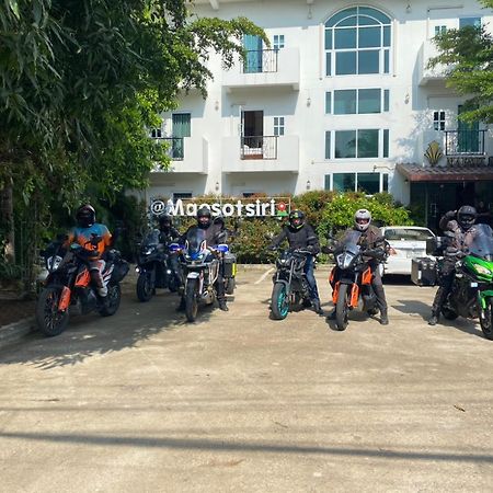 Maesot Siri Hotell Mae Sot Exteriör bild