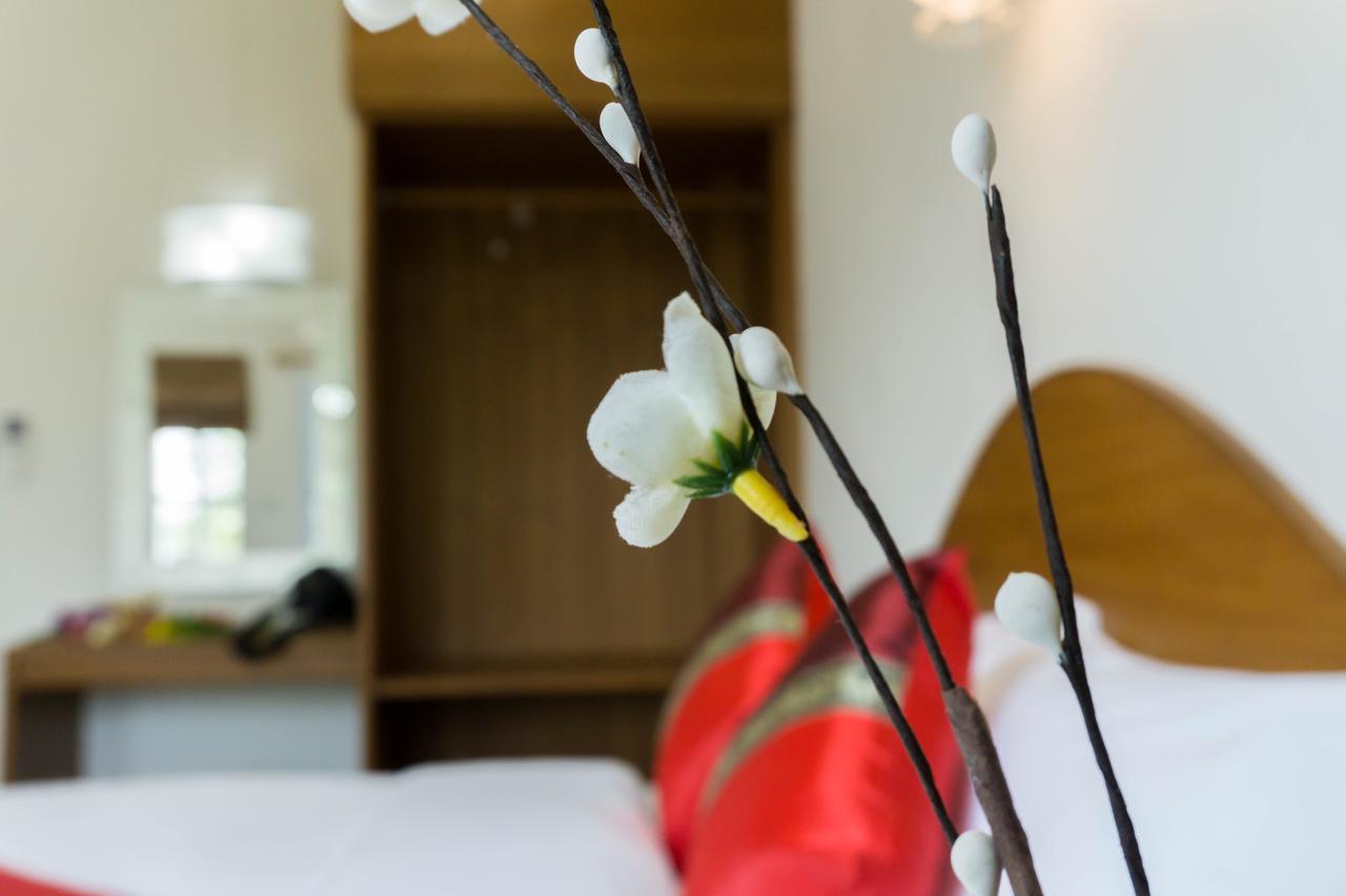 Maesot Siri Hotell Mae Sot Exteriör bild